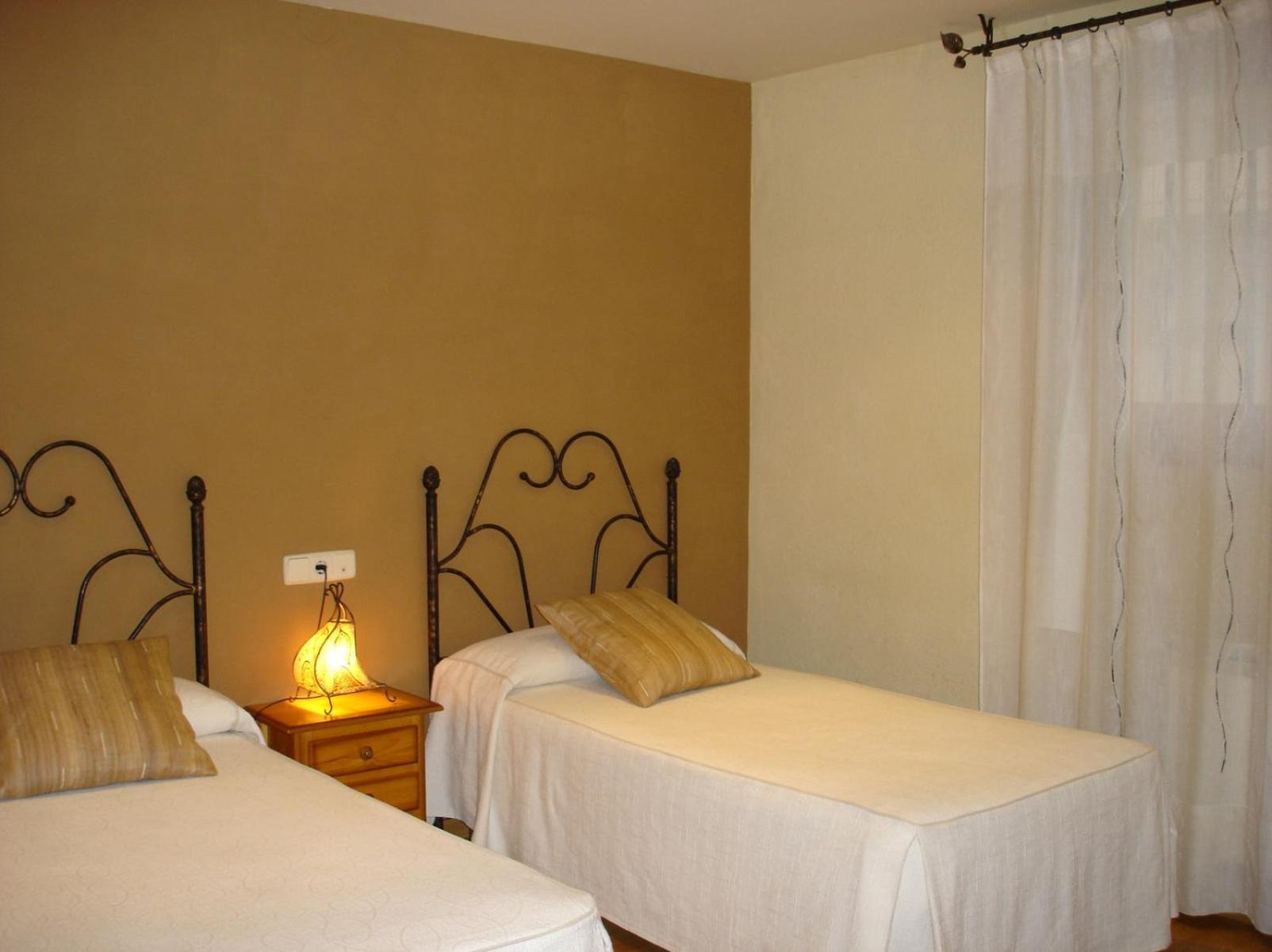 Hotel El Pedris à El Pont de Suert Extérieur photo